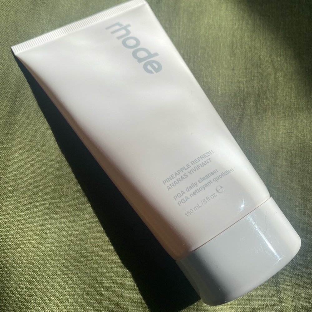 Rhode Pineapple Refresh Face Wash